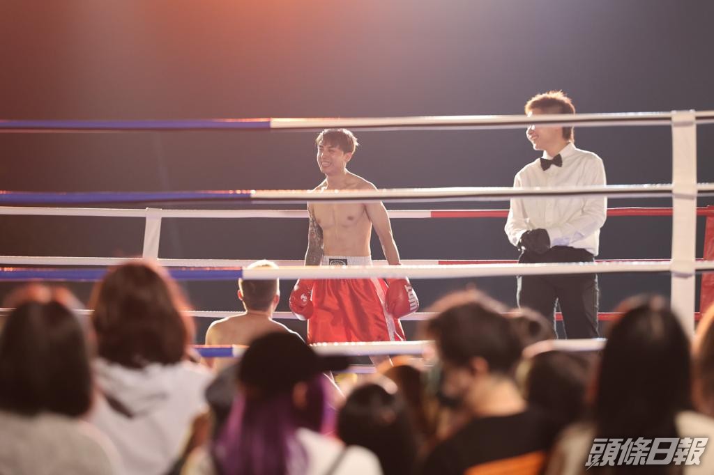 AK日前拍完劇集《死角》。